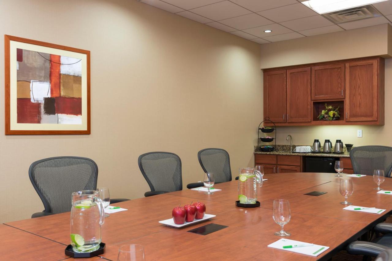 Holiday Inn Midland By Ihg Esterno foto