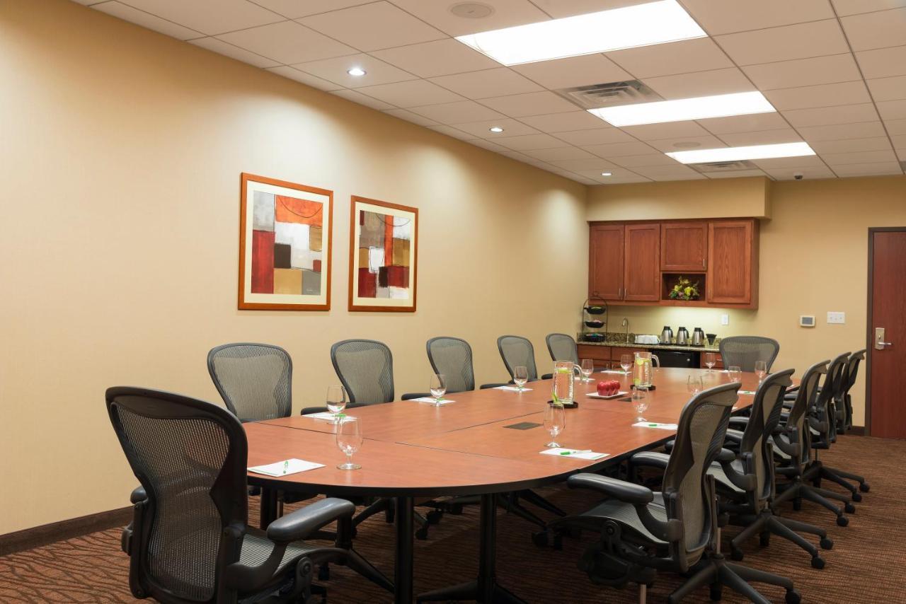 Holiday Inn Midland By Ihg Esterno foto