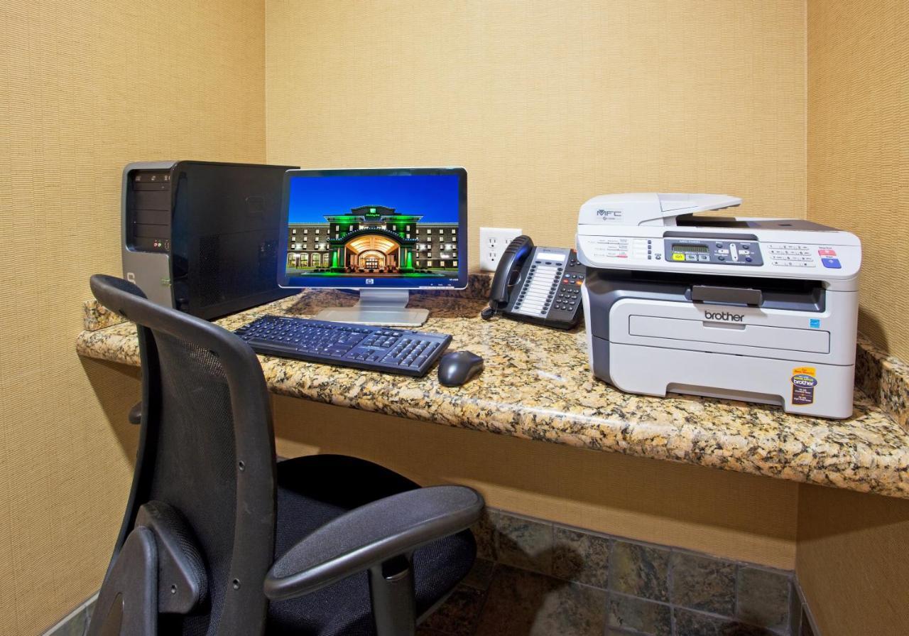 Holiday Inn Midland By Ihg Esterno foto